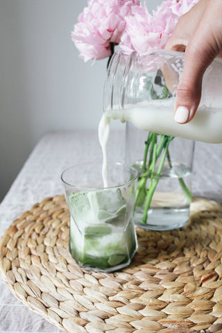 Hurom Healthy Recipe: Matcha Latte with Cashew Milk Hurom Healthy Recipe: Matcha Latte with Cashew Milk